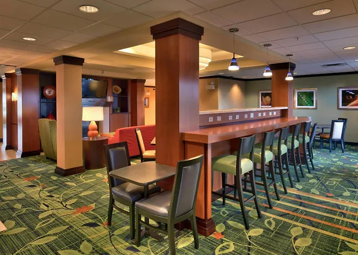 Hotel Fairfield And Sierra Vista